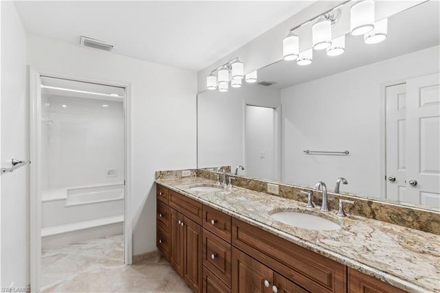 12423 McGregor Woods CIR, Fort Myers, FL 33908