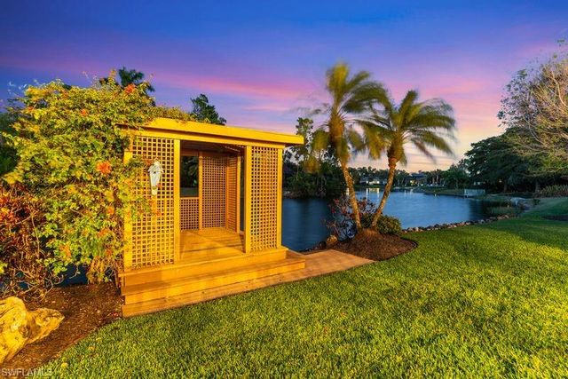 12423 McGregor Woods CIR, Fort Myers, FL 33908