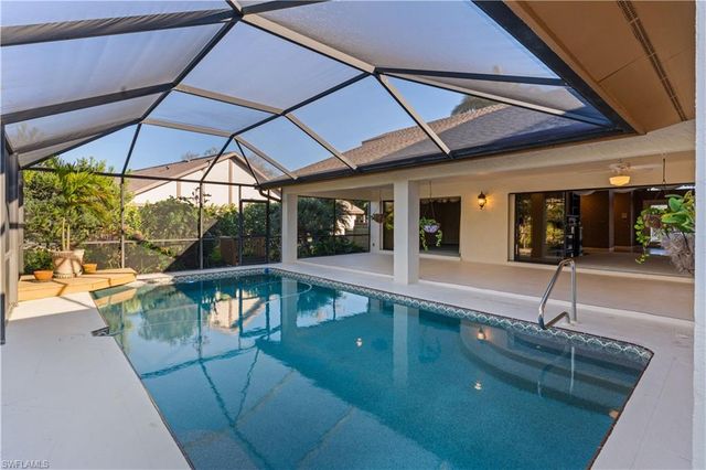 12423 McGregor Woods CIR, Fort Myers, FL 33908