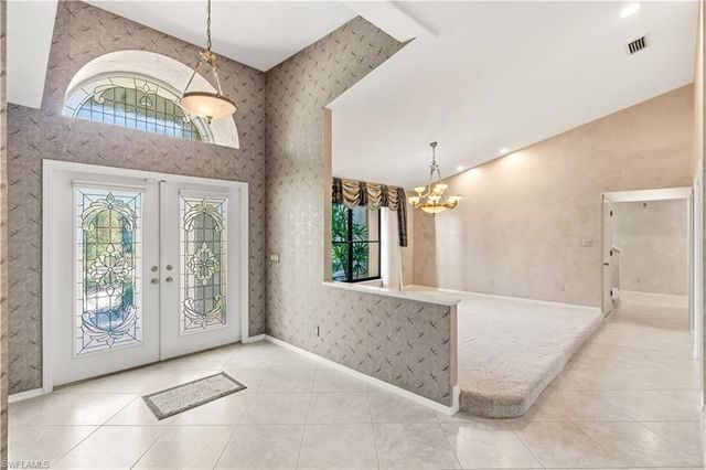 12423 McGregor Woods CIR, Fort Myers, FL 33908