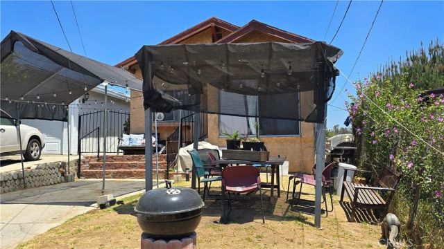 3495 Amethyst, Los Angeles, CA 90032