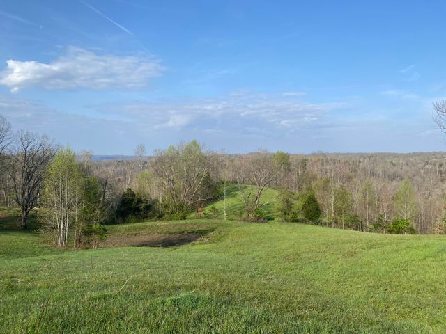 312 Poor Farm Road, Beattyville, KY 41311
