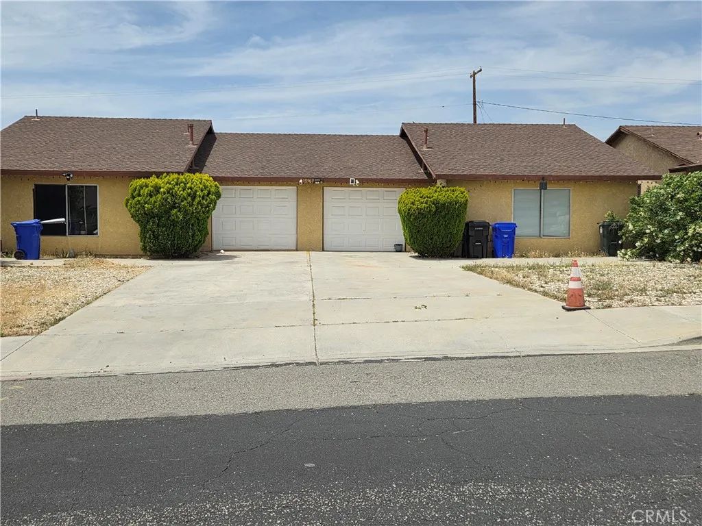 15960 GREEN HILL Drive, Victorville, CA 92394