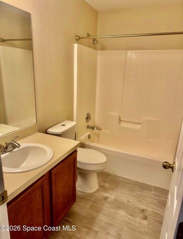 1072 Flintlock Avenue SE, Palm Bay, FL 32909