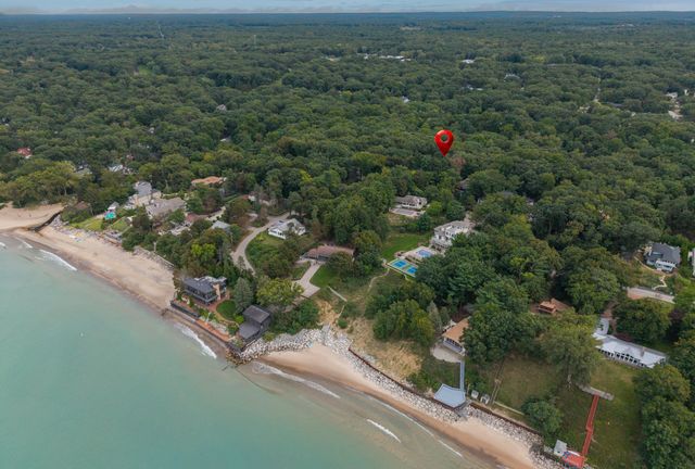14440 Ridgeview Drive, New Buffalo, MI 49117