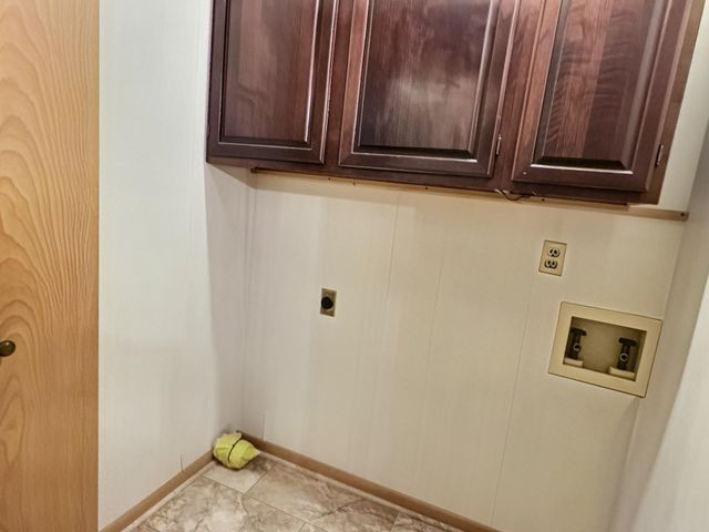 1501 W Lotus, Wichita, KS 67213