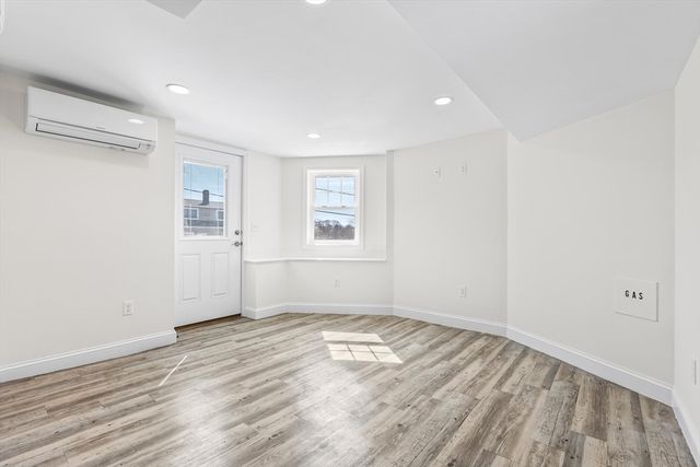 2 Deane Ave A, Winthrop, MA 02152