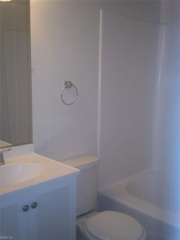 913 Leisure Sq Apt 201, Virginia Beach, VA 23451