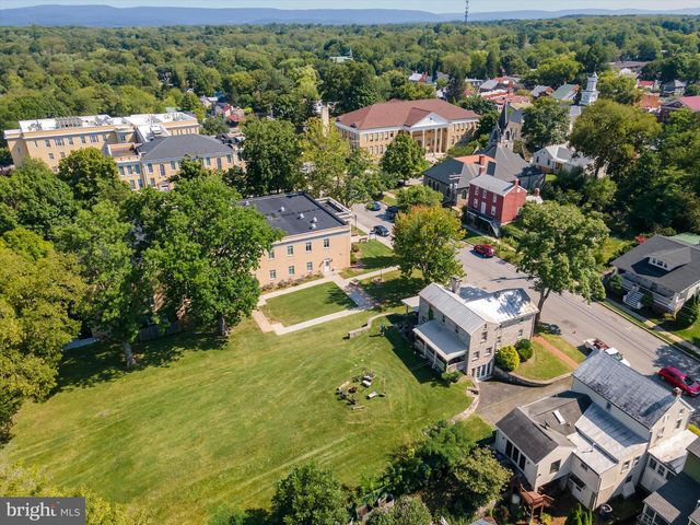 103 W HIGH ST, Shepherdstown, WV 25443