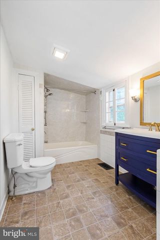 103 W HIGH ST, Shepherdstown, WV 25443