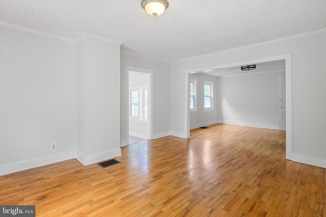 103 W HIGH ST, Shepherdstown, WV 25443