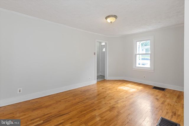 103 W HIGH ST, Shepherdstown, WV 25443