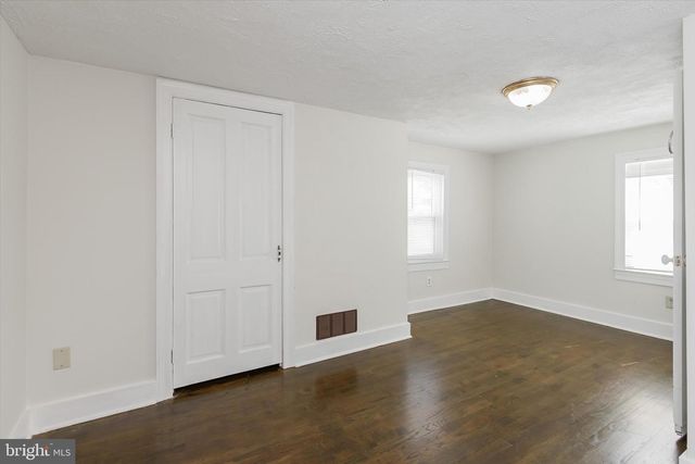 103 W HIGH ST, Shepherdstown, WV 25443