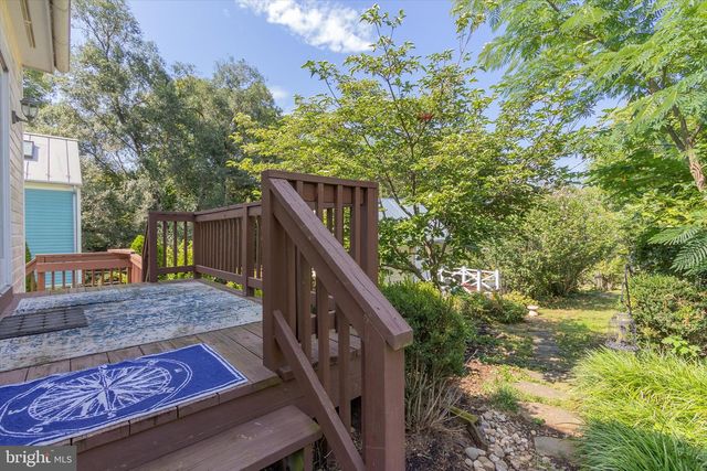 103 W HIGH ST, Shepherdstown, WV 25443