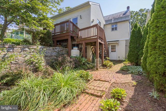 103 W HIGH ST, Shepherdstown, WV 25443