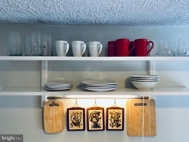 103 W HIGH ST, Shepherdstown, WV 25443