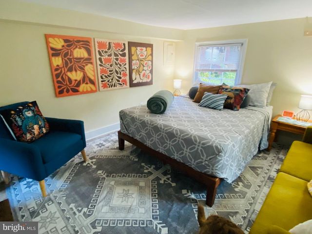 103 W HIGH ST, Shepherdstown, WV 25443