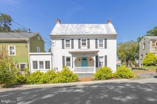 103 W HIGH ST, Shepherdstown, WV 25443