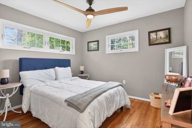 77 HILLSIDE CIR, Camp Hill, PA 17011