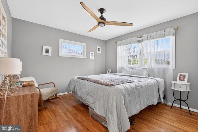 77 HILLSIDE CIR, Camp Hill, PA 17011