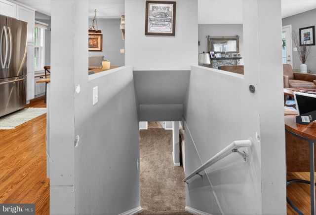 77 HILLSIDE CIR, Camp Hill, PA 17011