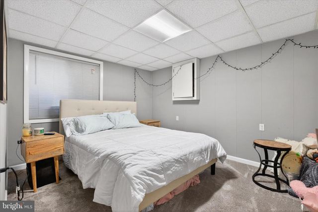 77 HILLSIDE CIR, Camp Hill, PA 17011