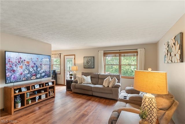 835 Johnny K Boulevard, Hubbard, OH 44425