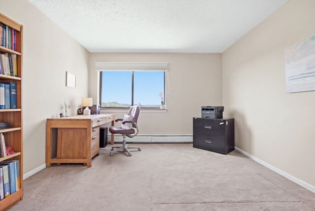 151 Coolidge Ave 712, Watertown, MA 02472