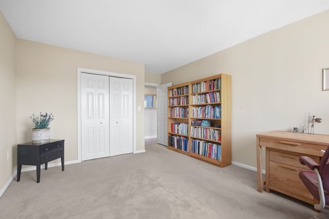 151 Coolidge Ave 712, Watertown, MA 02472