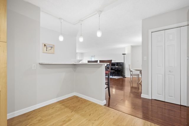 151 Coolidge Ave 712, Watertown, MA 02472