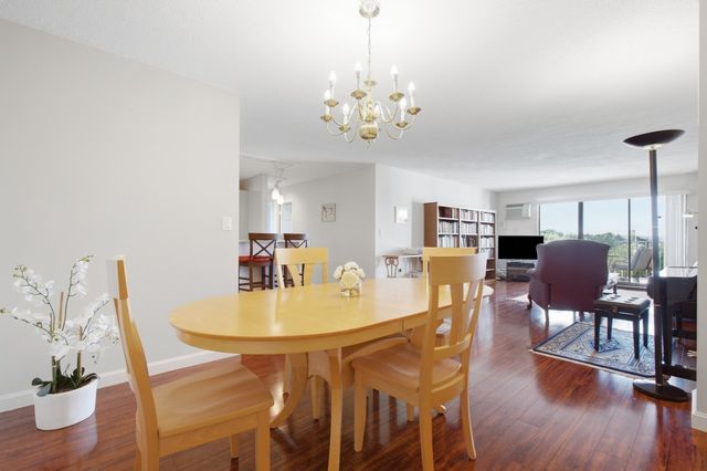 151 Coolidge Ave 712, Watertown, MA 02472