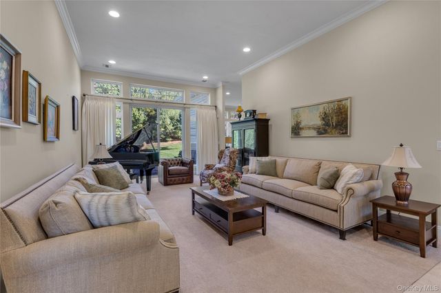 39 Hamlet Woods Drive, Saint James, NY 11780