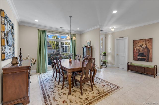 39 Hamlet Woods Drive, Saint James, NY 11780