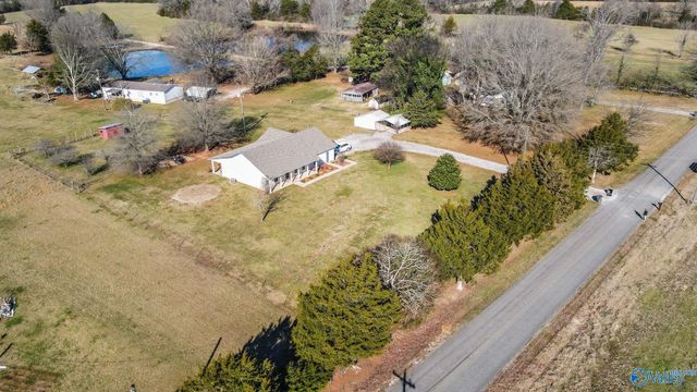71 County Road 176, Moulton, AL 35650