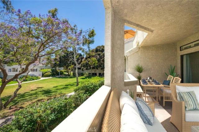 5146 Dorado Drive 106, Huntington Beach, CA 92649