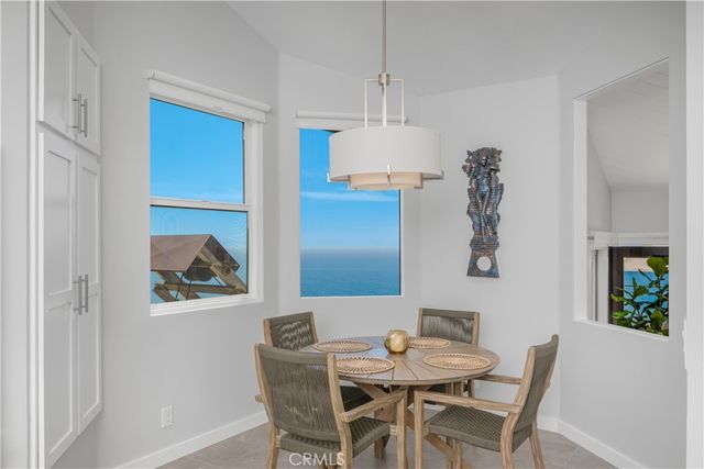 15 N Vista De Catalina, Laguna Beach, CA 92651