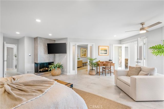 15 N Vista De Catalina, Laguna Beach, CA 92651