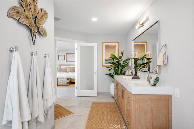 15 N Vista De Catalina, Laguna Beach, CA 92651
