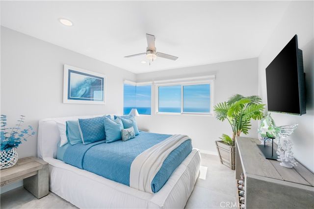 15 N Vista De Catalina, Laguna Beach, CA 92651