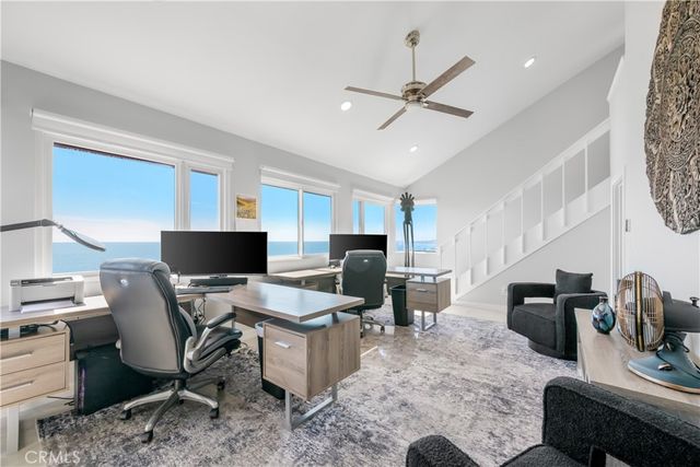 15 N Vista De Catalina, Laguna Beach, CA 92651