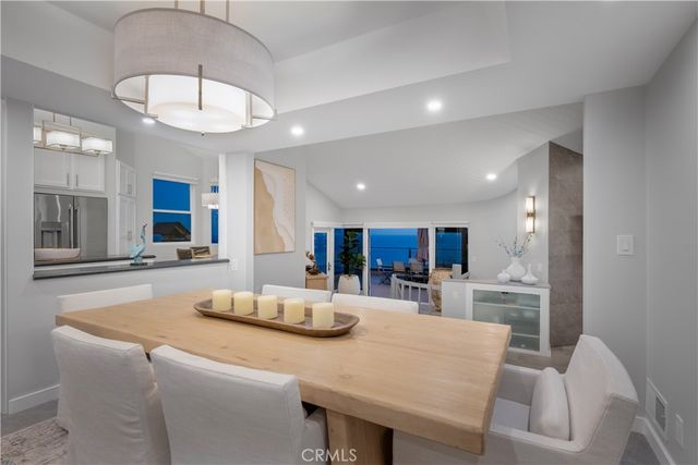 15 N Vista De Catalina, Laguna Beach, CA 92651