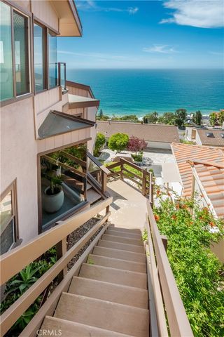 15 N Vista De Catalina, Laguna Beach, CA 92651