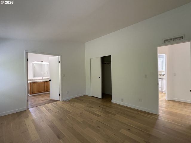 7617 Ne 54TH St, Vancouver, WA 98662