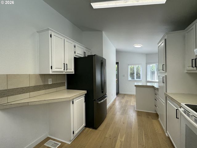 7617 Ne 54TH St, Vancouver, WA 98662