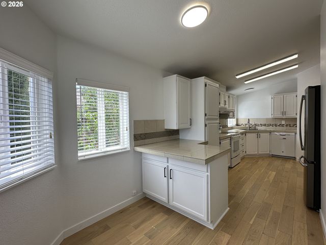 7617 Ne 54TH St, Vancouver, WA 98662