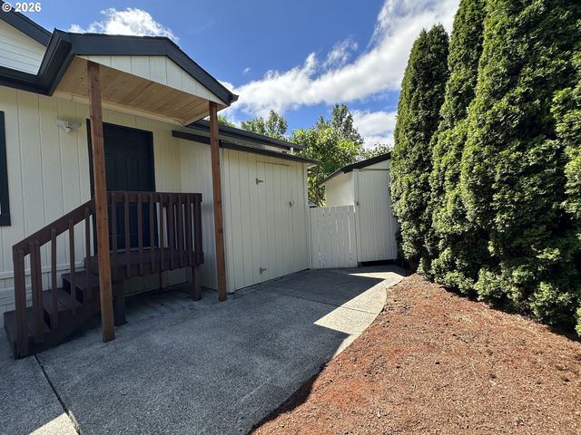 7617 Ne 54TH St, Vancouver, WA 98662