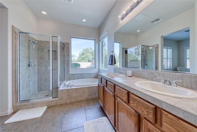 8 Weston Hills Road, Henderson, NV 89052