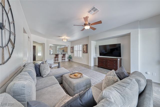 8 Weston Hills Road, Henderson, NV 89052