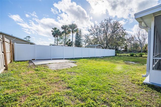 18 WILDWOOD DRIVE, Edgewater, FL 32132