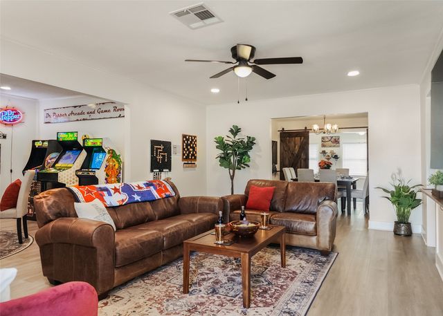 2800 Mckenzie Avenue, Waco, TX 76708